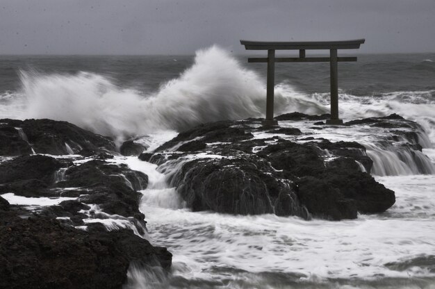 Tempesta tropicale “Maria” porta piogge record in Giappone