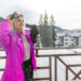 Young happy woman in snowy mountains. Winter sport vacation. - Meteo: settimana mite e soleggiata grazie all’anticiclone africano