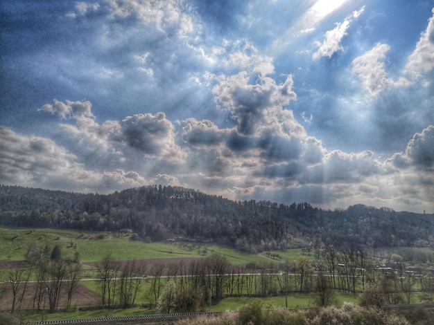 Previsioni meteo Nord Italia: breve periodo di bel tempo, poi