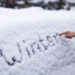 Winter written in snow on car - L’autunno ci saluterà con un meteo da pieno inverno