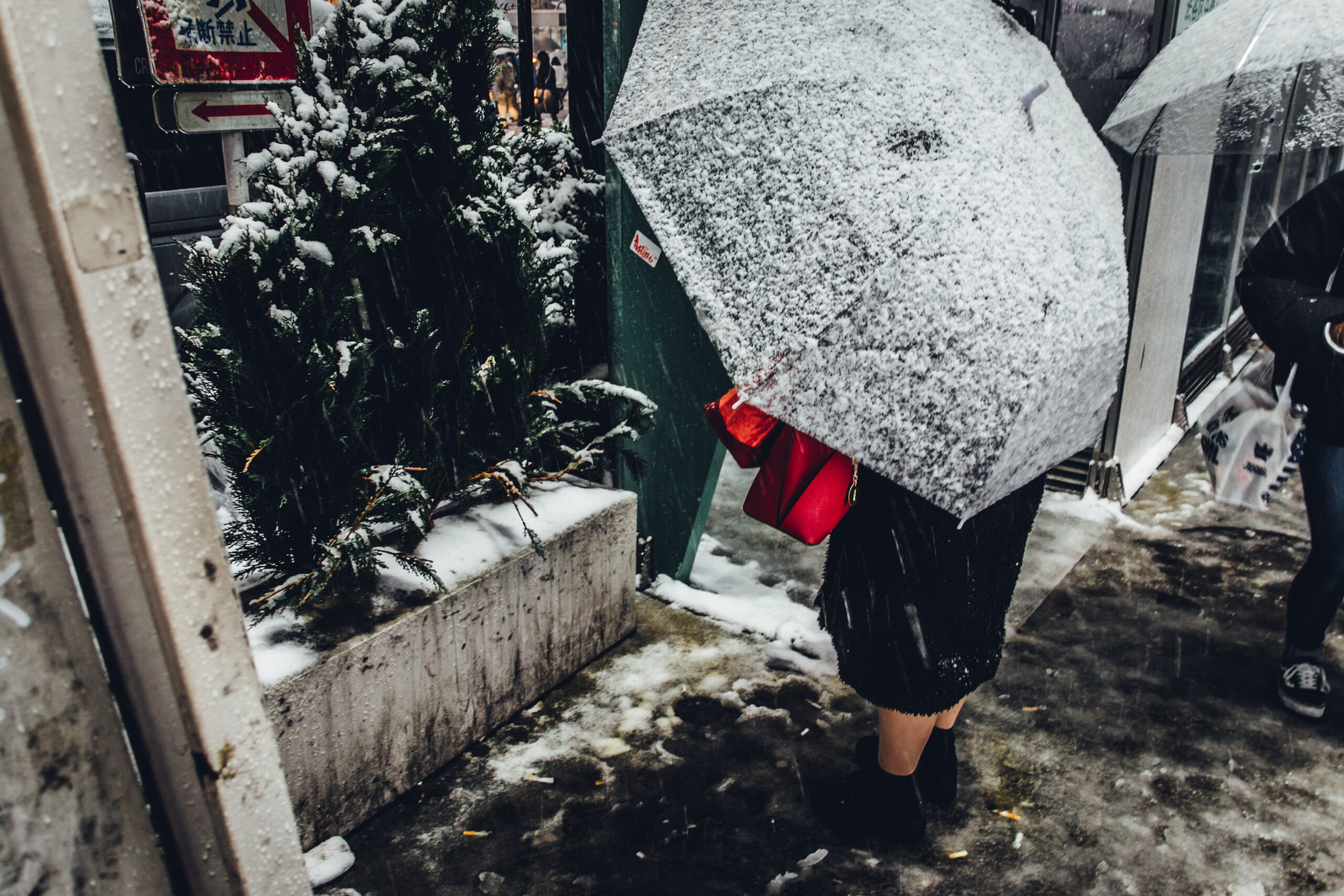 maltempo-persistente,-tra-pioggia-e-neve-l’italia-e-sotto-assedio