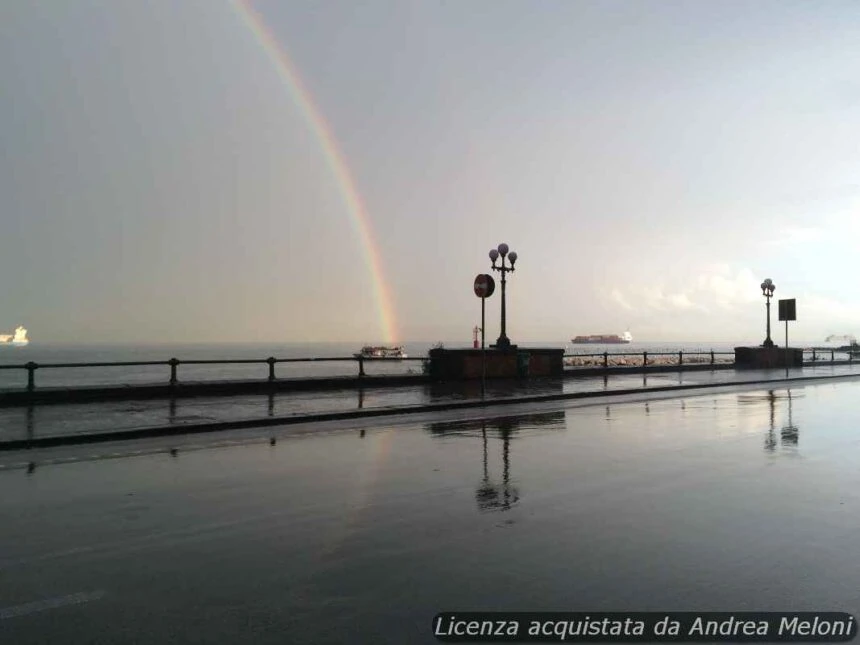 meteo-napoli:-domani-nuvoloso-con-piovaschi,-ventoso-a-tratti,-poi-nubi-sparse - Meteo Napoli: domani nuvoloso con piovaschi, ventoso a tratti, poi nubi sparse