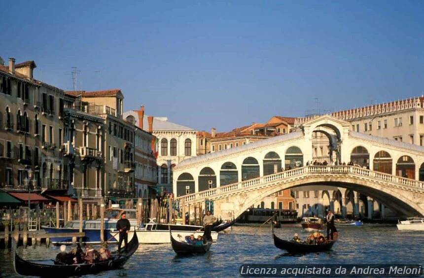 meteo-venezia:-domani-pioggia-e-nuvole,-segue-vento-con-schiarite - Meteo Venezia: domani pioggia e nuvole, segue vento con schiarite