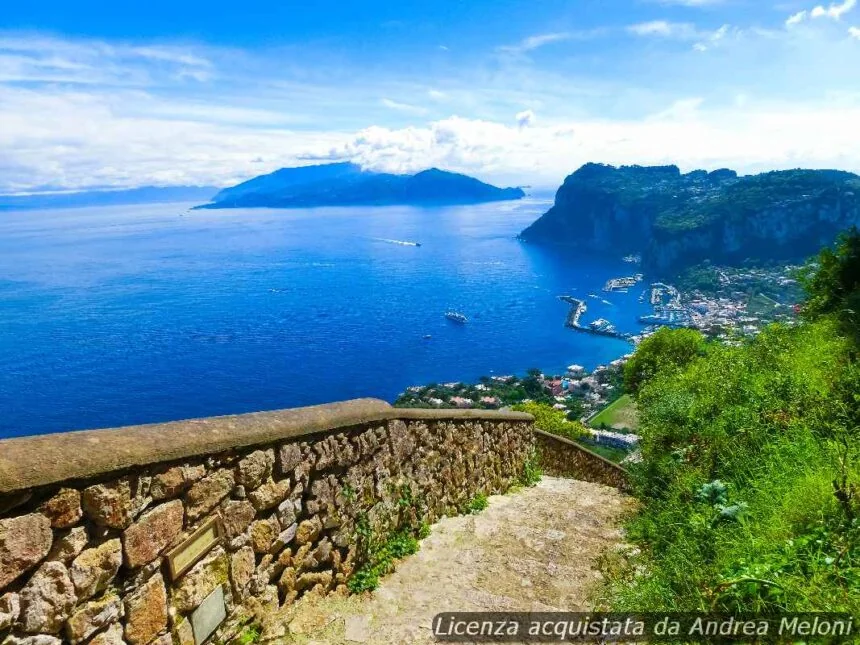 meteo-napoli:-domani-nuvoloso-con-rovesci-e-vento,-poi-peggiora - Meteo Napoli: Domani nuvoloso con rovesci e vento, poi peggiora