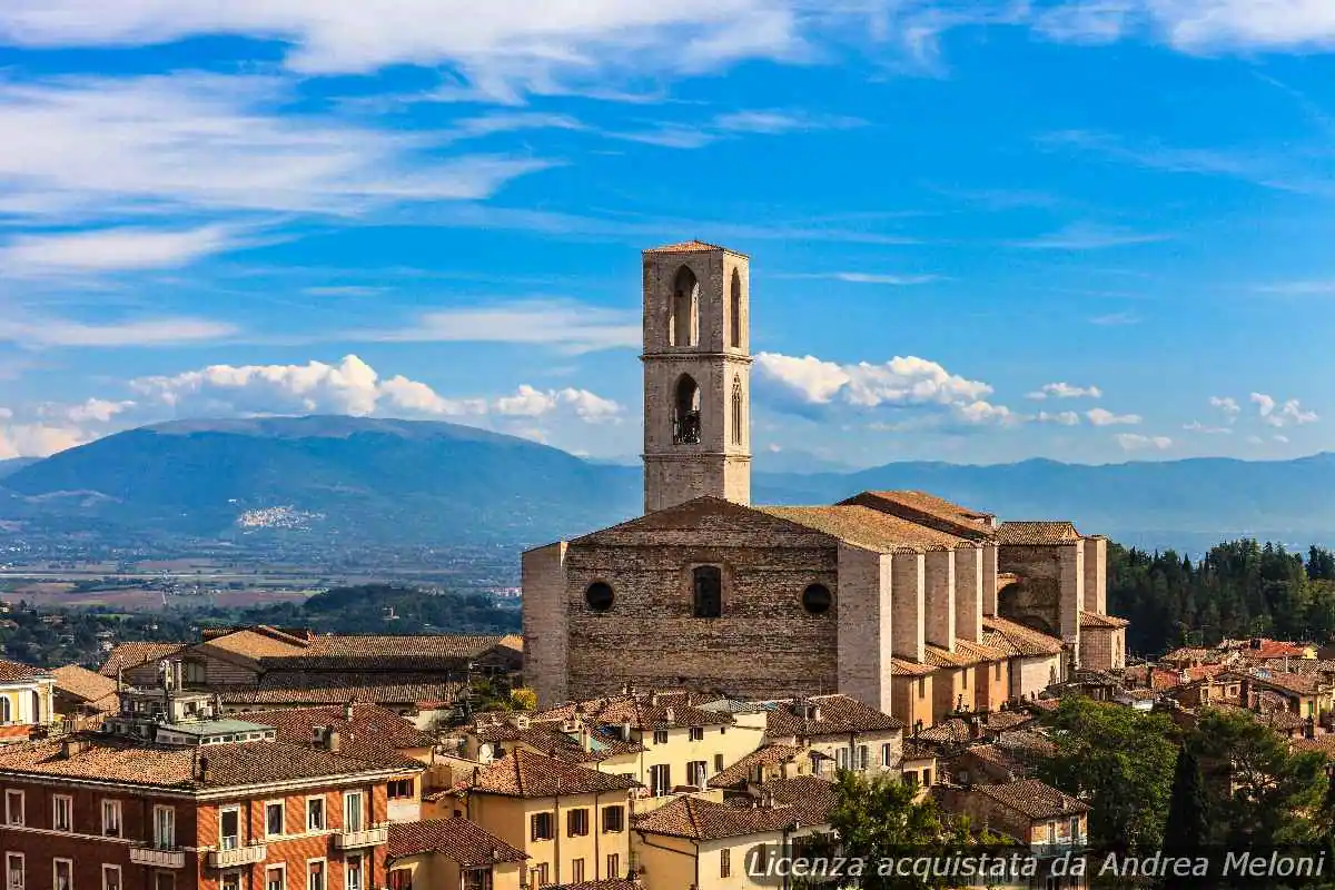 meteo-perugia:-nubi-sparse-e-vento-forte,-miglioramenti-in-arrivo - Meteo Roma: Nubi Sparse e Vento, Seguirà Sereno