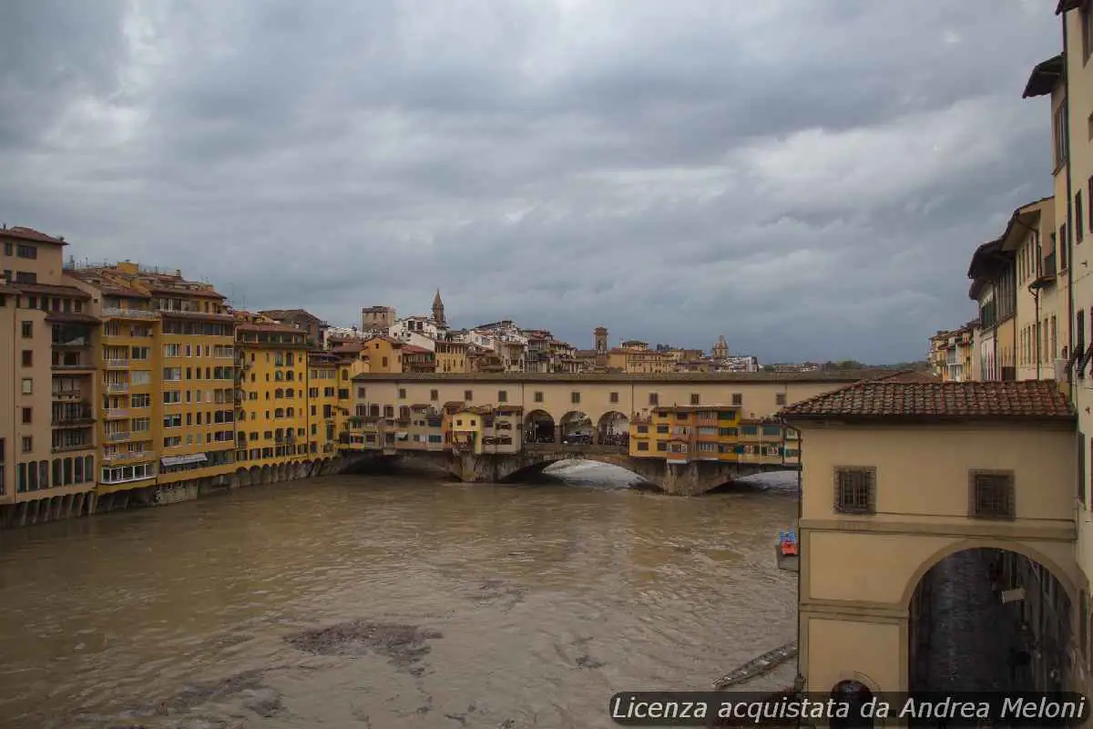 meteo-firenze:-nubi-sparse-domani,-seguira-cielo-poco-nuvoloso-con-vento - Meteo Firenze: Nubi Sparse Domani, Seguirà Cielo Poco Nuvoloso con Vento